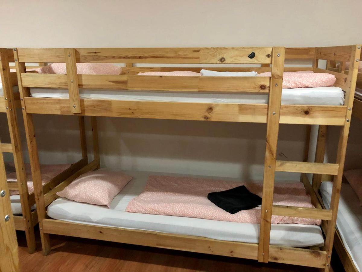 Whole Basement Former Pub3 For Bachelor / Bachelorette Party 부다페스트 외부 사진