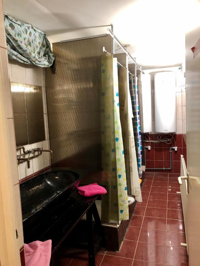Whole Basement Former Pub3 For Bachelor / Bachelorette Party 부다페스트 외부 사진