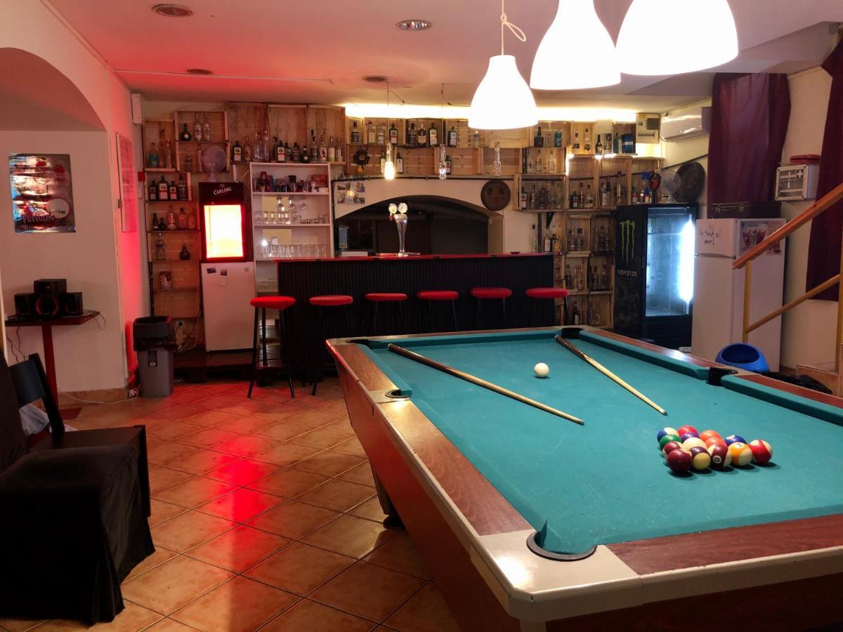 Whole Basement Former Pub3 For Bachelor / Bachelorette Party 부다페스트 외부 사진